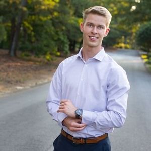 Meet your Posher, Aaron